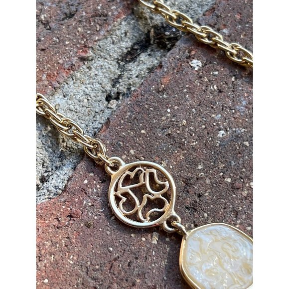 Sarah Coventry Amber Coin Necklace - Picture 8 of 10